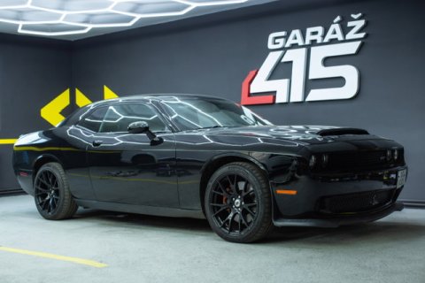 Dodge Challenger 5,7 l SRT
